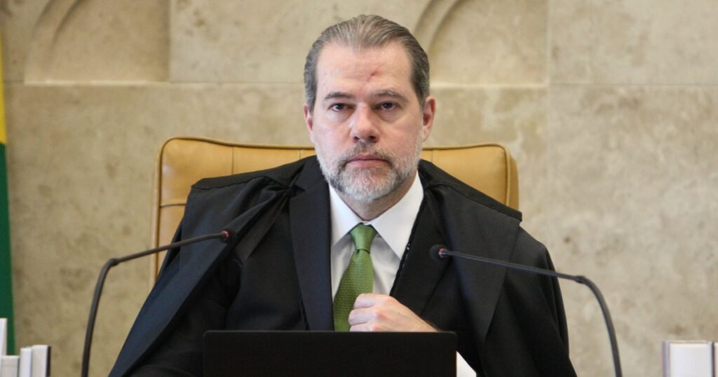Senado pode investigar Toffoli se ele insistir em sua posição