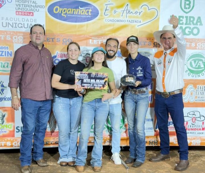 Lívia Torquetti, de Tacuru, se destaca como campeã em prova de três tambores no Paraná