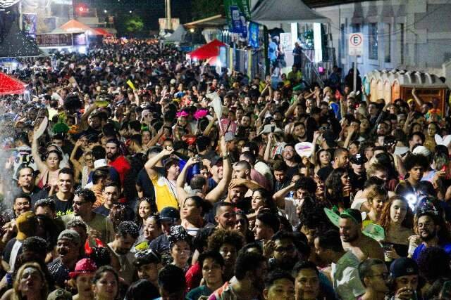 Folias com segurança: evite acidentes, furtos e golpes durante o Carnaval