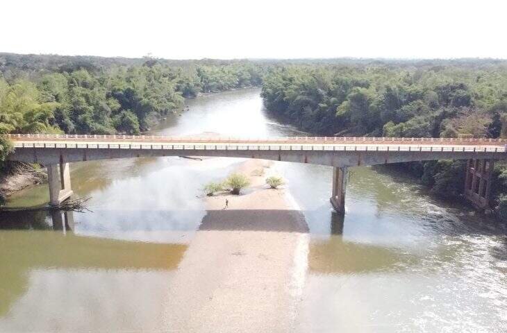 Início das obras de recuperação da ponte da Estrada do 21 limita tráfego na região