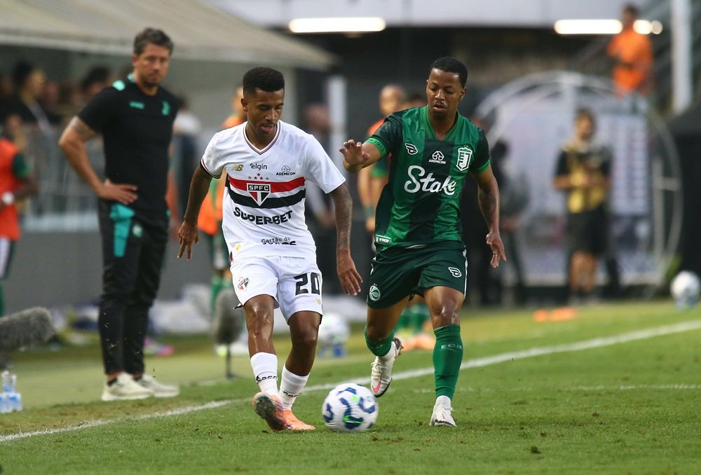 Atacante da Chape é denunciado por fraude de apostas