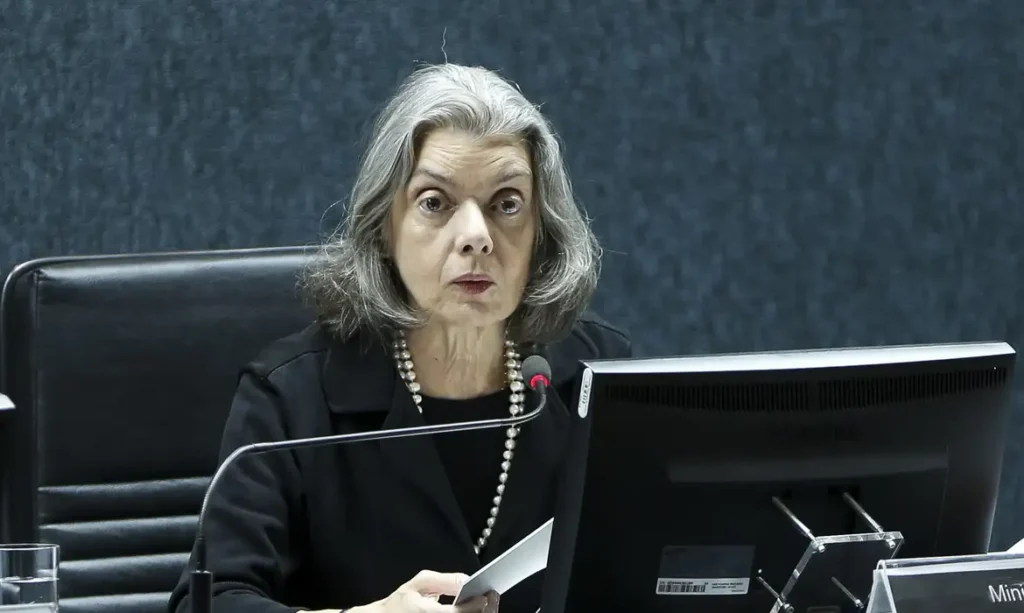 Cármen Lúcia Apresenta Regras para Atuação de Juízes nas Eleições