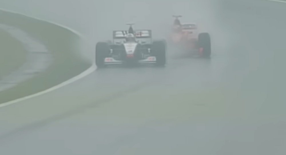 GPs que só os heróis terminaram: A F1 no limite do caos