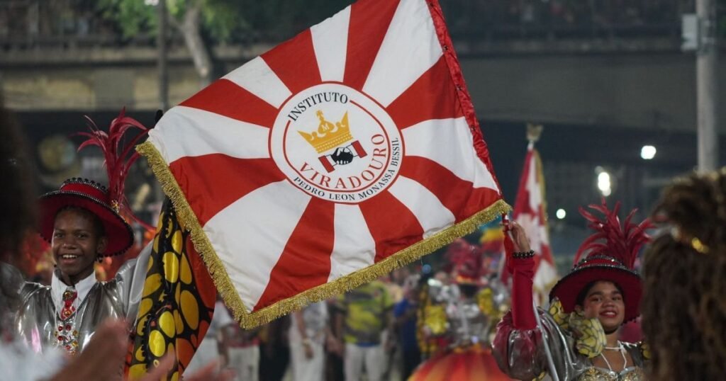 Unidos do Viradouro conquista o título do Grupo Especial do Carnaval 2026 no Rio de Janeiro