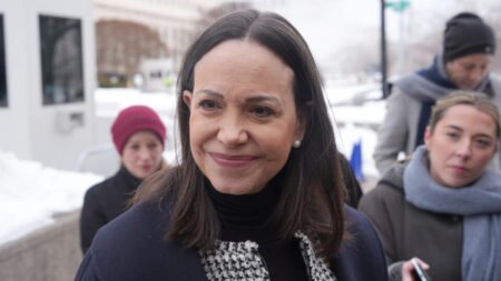 María Corina Machado deve voltar à Venezuela em breve, informa seu partido Vente Venezuela