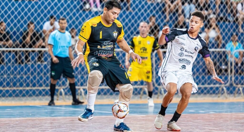 Início do Campeonato Municipal de Futsal em Nova Andradina conta com três partidas