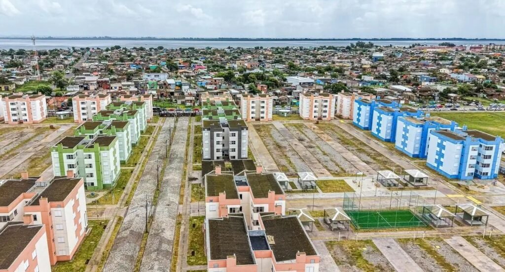 Limite de renda do programa Minha Casa, Minha Vida é elevado para R$ 13 mil