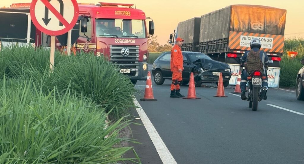 Acidente na MS-134 é causado por motorista que tentou realizar retorno inadequado