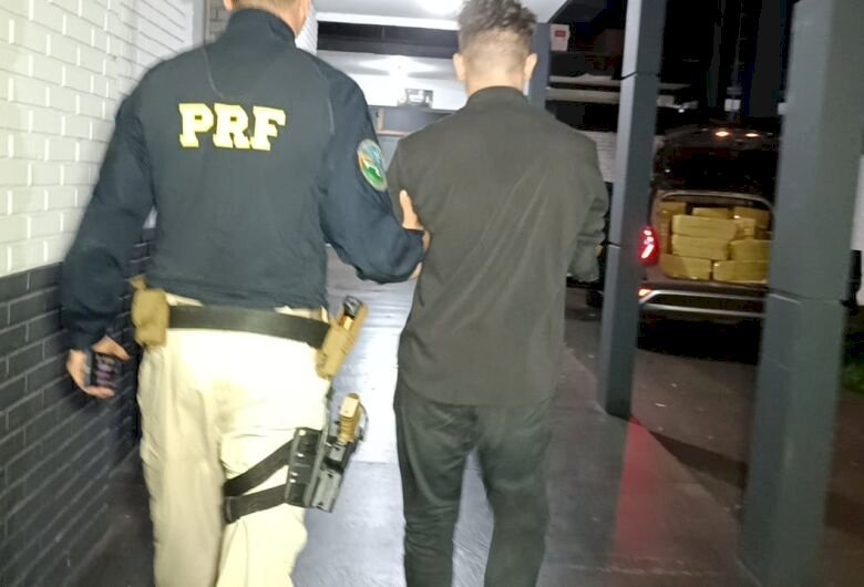 Polícia apreende carga de maconha valiosa após perseguição em MS-379