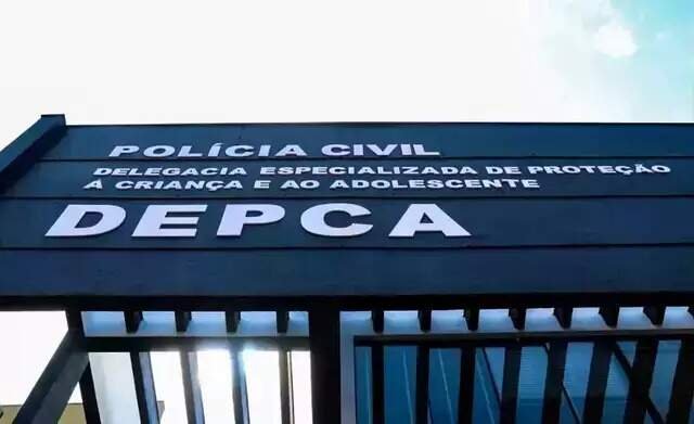 Homem é detido pela polícia enquanto caminhava em Campo Grande por estupro de vulnerável
