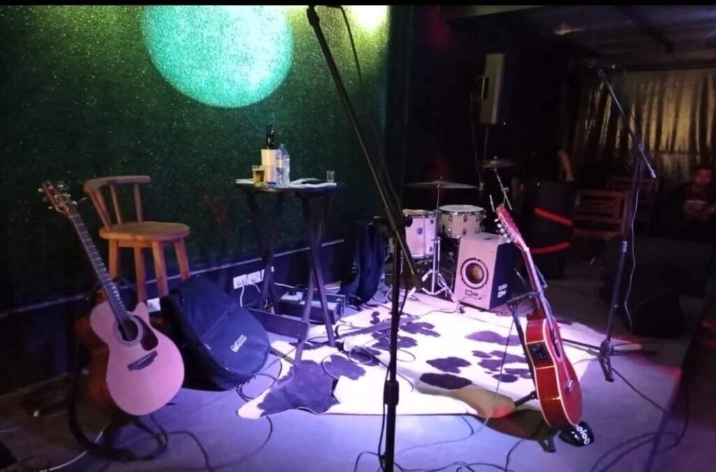 Tribunal de Justiça suspende norma sobre licença ambiental para bares em Campo Grande