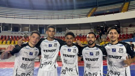 Time marca goleada de 7 a 1 na estreia da Copa do Brasil de Futsal