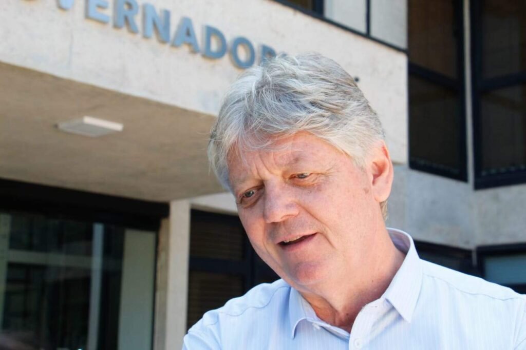 Desincompatibilização define saída de secretários para disputar eleições