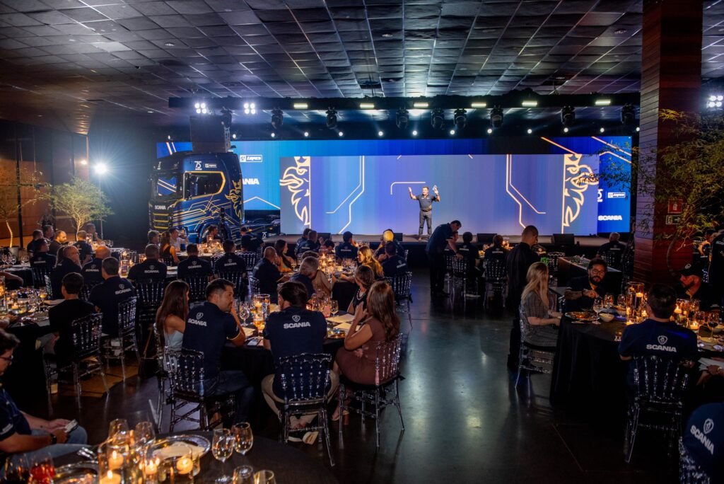 Transportadora de Dourados sorteia caminhão Scania no aniversário de 75 anos da P. B. Lopes