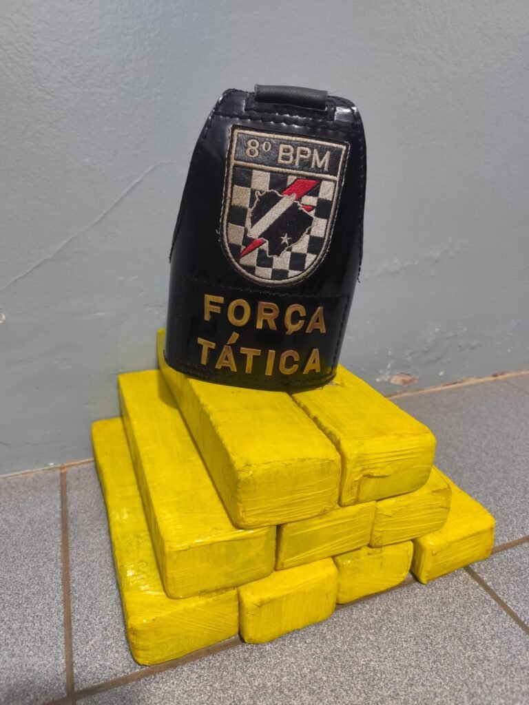 Ação da Polícia Militar resulta na apreensão de tabletes de maconha em Batayporã