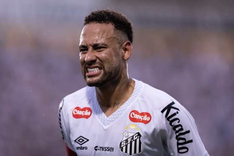 Ancelotti explica ausência de Neymar em amistosos e destaca necessidade de jogadores em forma