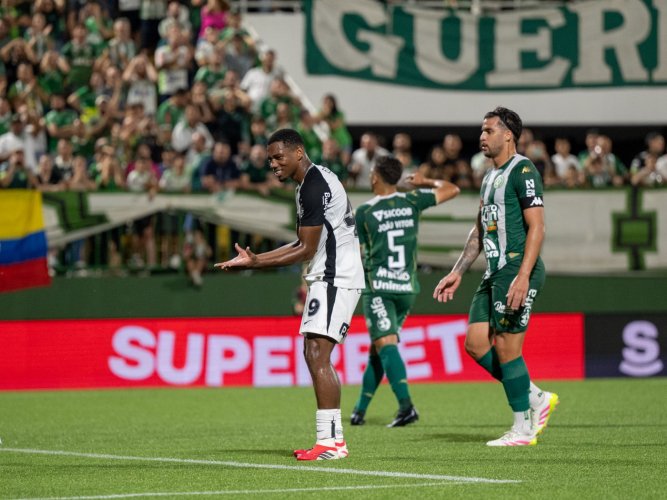Corinthians e Chapecoense empatam sem gols na Sétima Rodada