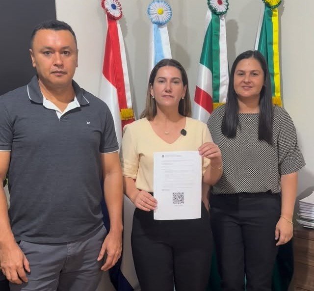 Aral Moreira volta a ter certidão previdenciária após mais de 10 anos
