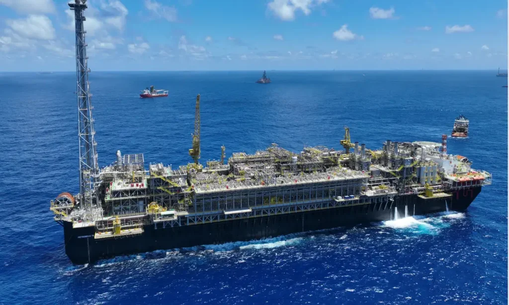 Petrobras destaca pagamento de R$ 277,6 bilhões em tributos no ano de 2025