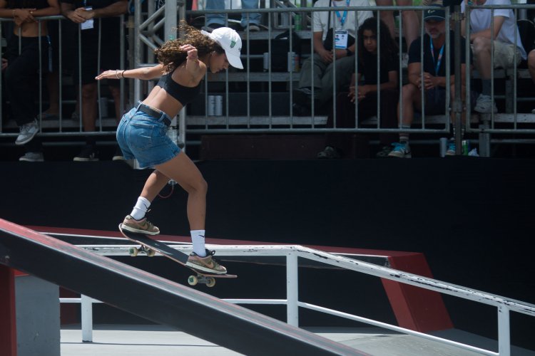 Rayssa Leal sofre queda e finaliza em 4º lugar no Mundial de Skate Street em São Paulo