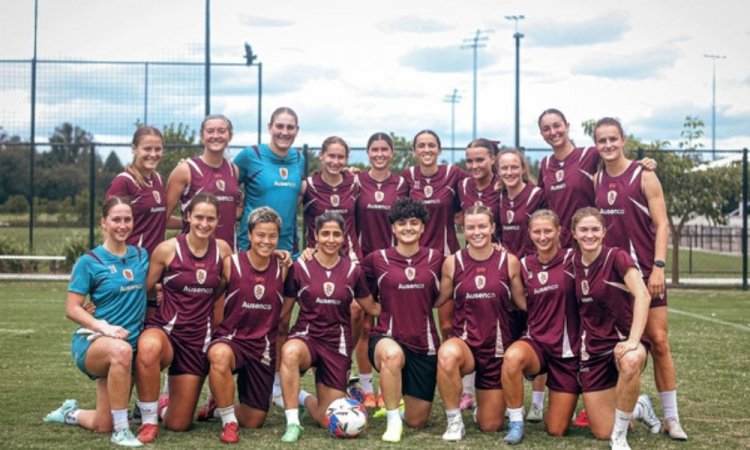 Jogadoras iranianas que pediram asilo na Austrália se juntam a clube de futebol local