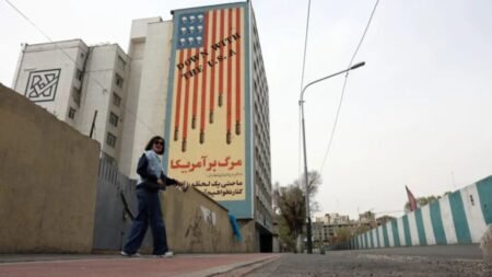 Irã realiza novos ataques com mísseis e drones contra Israel e bases dos EUA no Oriente Médio