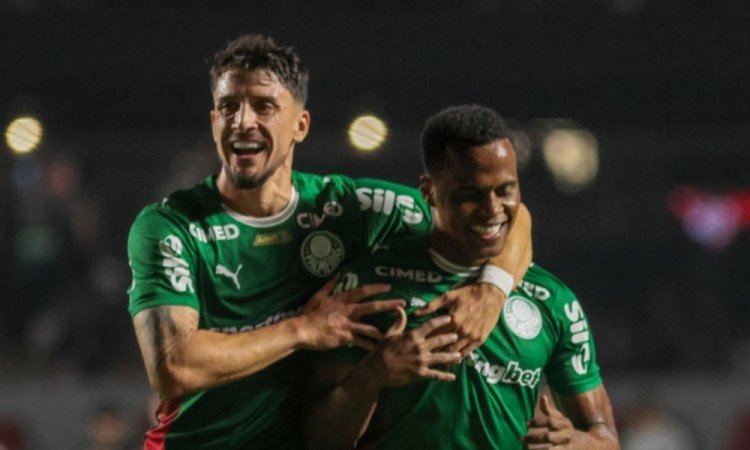 Palmeiras mantém liderança no Brasileirão com vitória sobre São Paulo