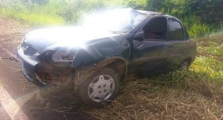 Capotagem na MS-395 deixa dois homens feridos no Mato Grosso do Sul