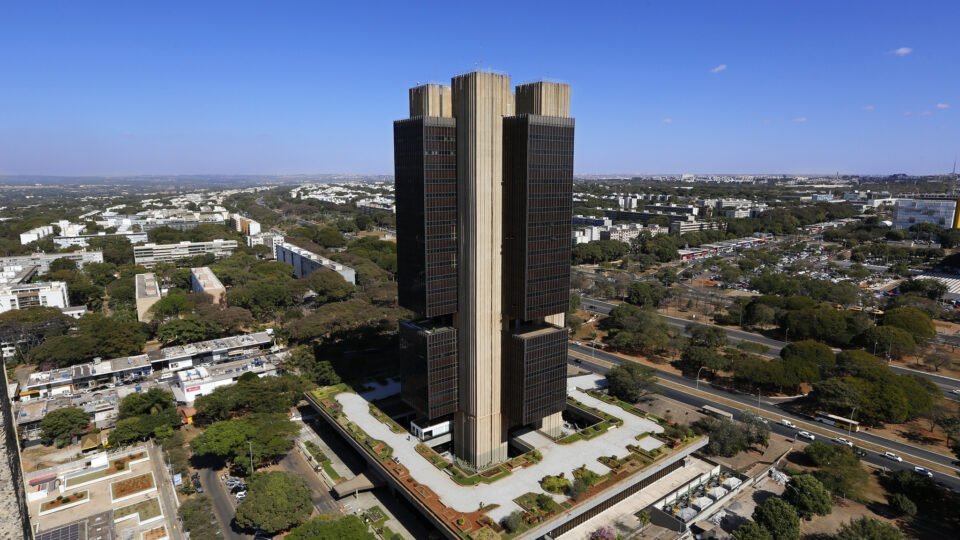 Banco Central destaca PIX em relatório, apesar de críticas dos EUA sobre sistema de pagamentos