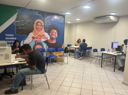 Funsat inicia atendimento na Sala do Migrante e disponibiliza vagas do Primt