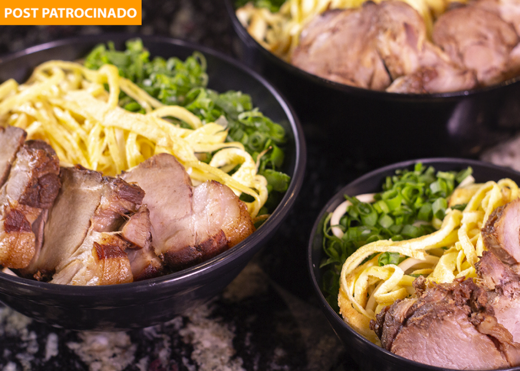 Saizeria inicia atendimento noturno com pratos tradicionais como sobá e yakisoba