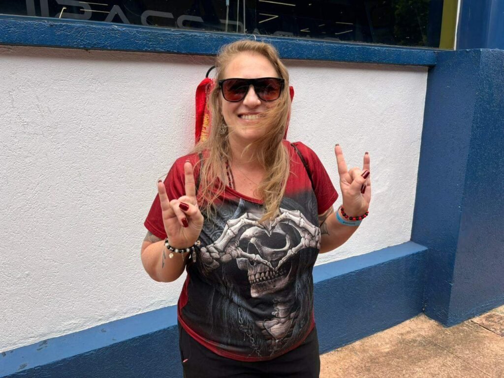 Filha retorna a Campo Grande após a morte do pai para assistir ao show do Guns N’ Roses