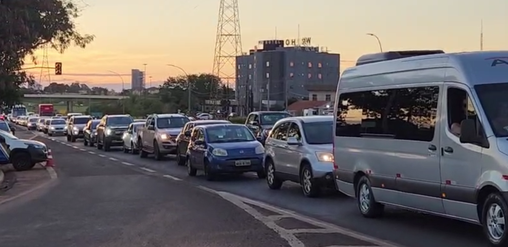 Enquete questiona falhas no show internacional de Campo Grande realizado no Autódromo