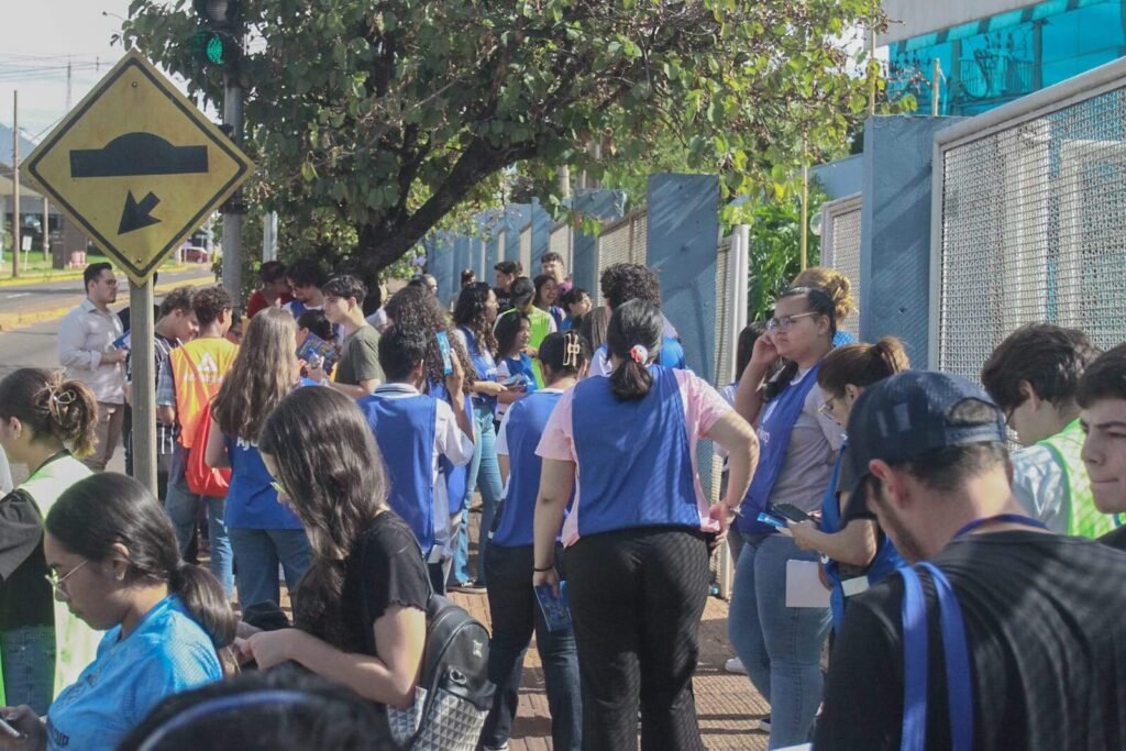 Últimos dias para solicitar isenção da taxa do Enem 2026