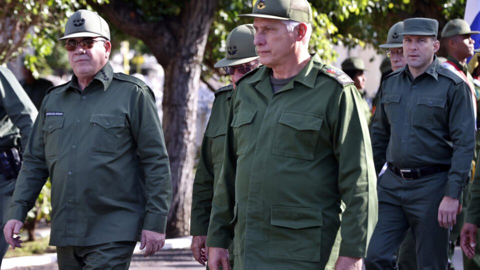 EUA e Cuba: diálogos secretos e sanções em meio a crise na ilha