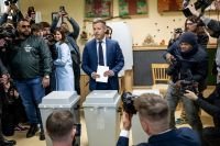 Péter Magyar assume compromisso de combater corrupção na Hungria após eleição