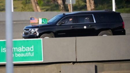 Negociações entre Estados Unidos e Irã em Islamabad não resultam em acordo