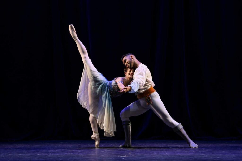 Aquidauana brilha em festival internacional de dança com 2º lugar