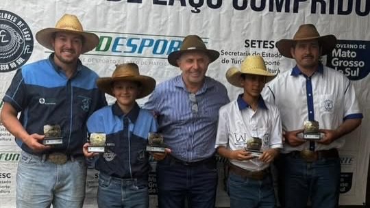 Iguatemiense SE destaca em competição de laço na Fronteira de Japorã