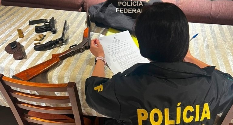 Operação da Polícia Federal mira organização criminosa em Nova Andradina