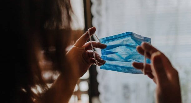 Empresários são condenados por fraude na venda de máscaras em meio à pandemia