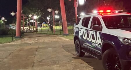 Suspeito de invasão a domicílio é levado à polícia em Nova Andradina