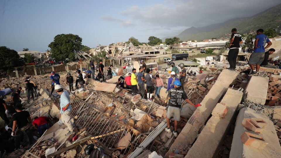 Terremotos na Venezuela resultam em mais de 1.400 mortos e milhares de feridos