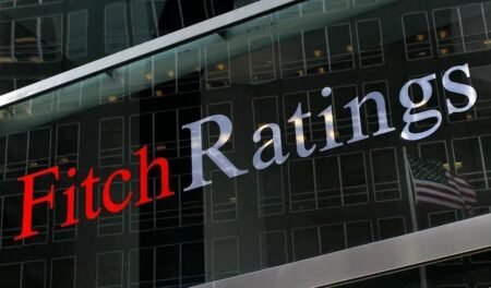 Fitch reafirma nota de crédito do Brasil e destaca riscos fiscais