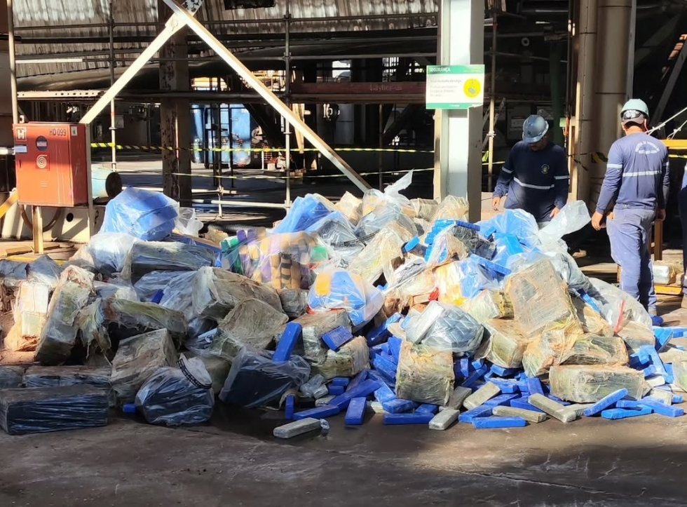 Polícia Civil realiza incineração de 4,5 toneladas de drogas em IVINHEMA