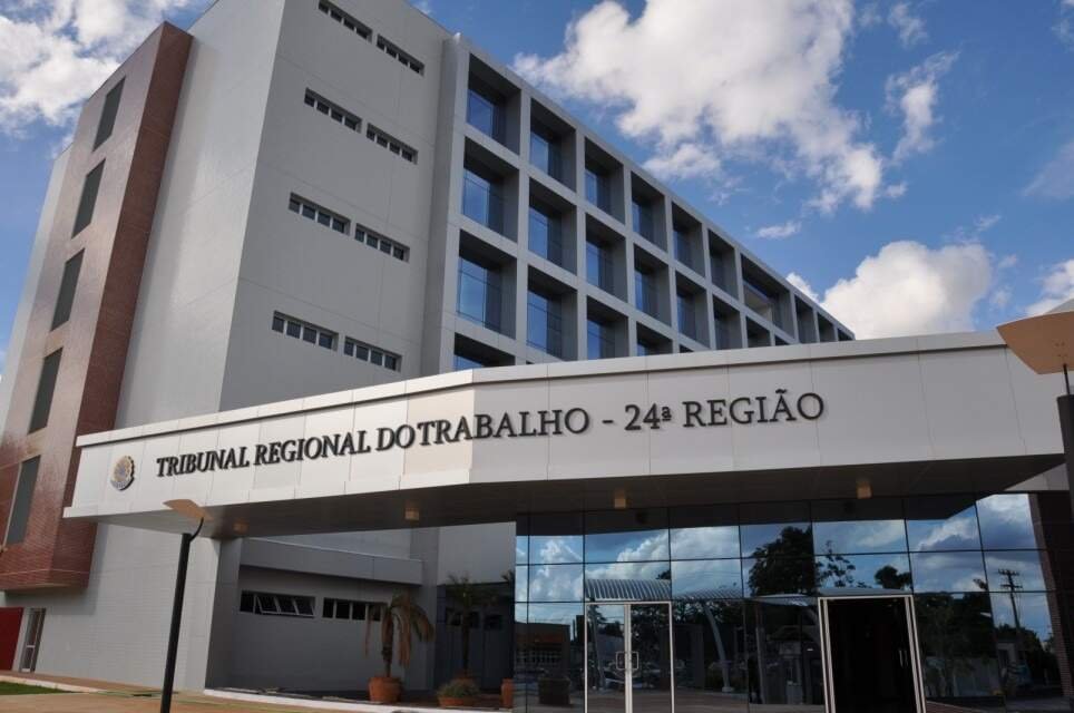 Vigia demitido após tratamento de saúde receberá indenização por discriminação
