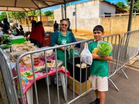 Em Santa Rita, projeto transforma recicláveis em alimentos da agricultura familiar