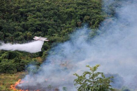 Corpo de Bombeiros realiza queima controlada no Parque Estadual Nascentes do Rio Taquari
