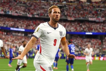 Inglaterra e Gana SE enfrentam em busca de vaga no mata-mata da Copa do Mundo
