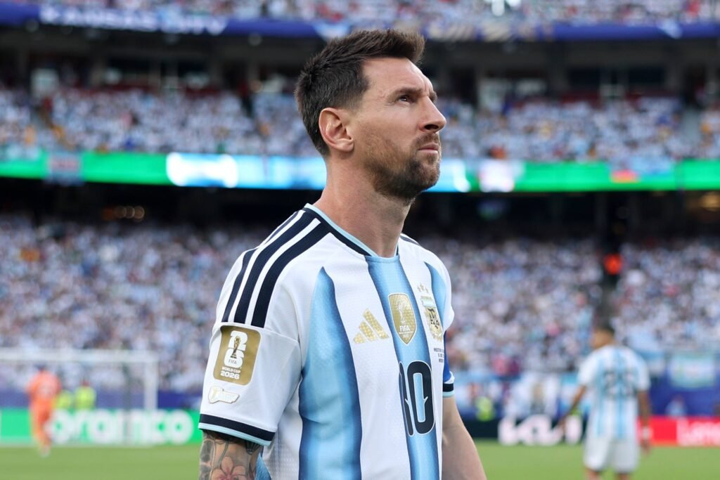 Jornalista SE demite após divulgar falsa morte do pai de Messi